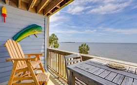 Charming Cedar Key Condo Direct Beach Access